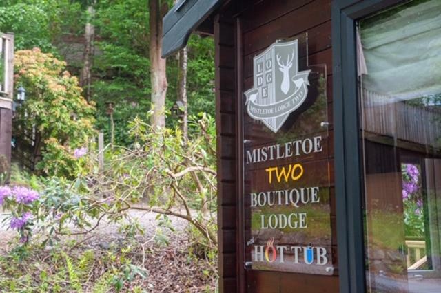 Holiday home Mistletoe Two Boutique With Hot Tub