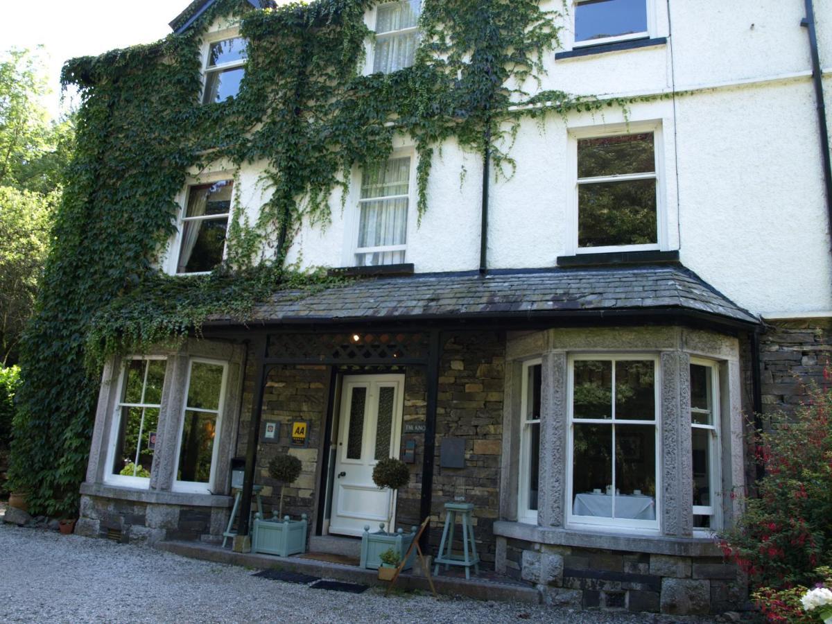 Knoll Country house