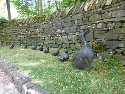 Troutbeck 12 *
