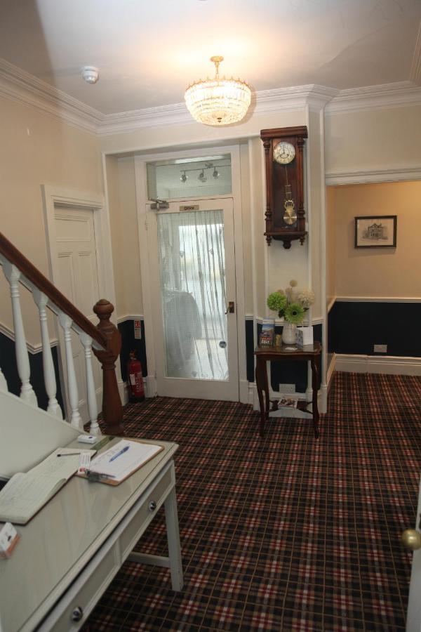 Kirkwood Guest house 4*