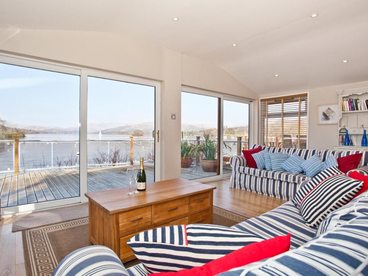 Holiday home On The Lake Windermere