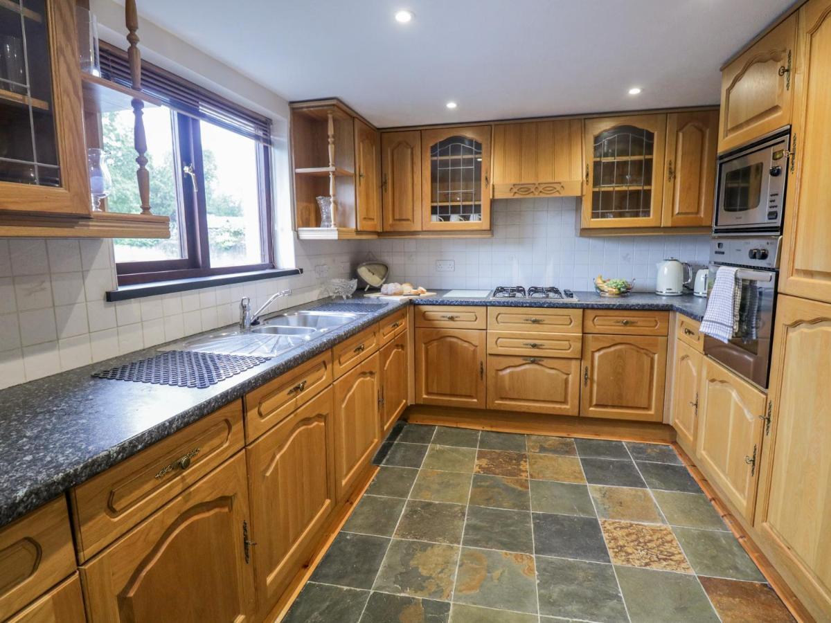 1 Queens Square Holiday home *