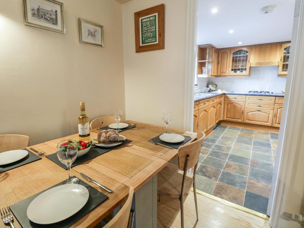 1 Queens Square Holiday home