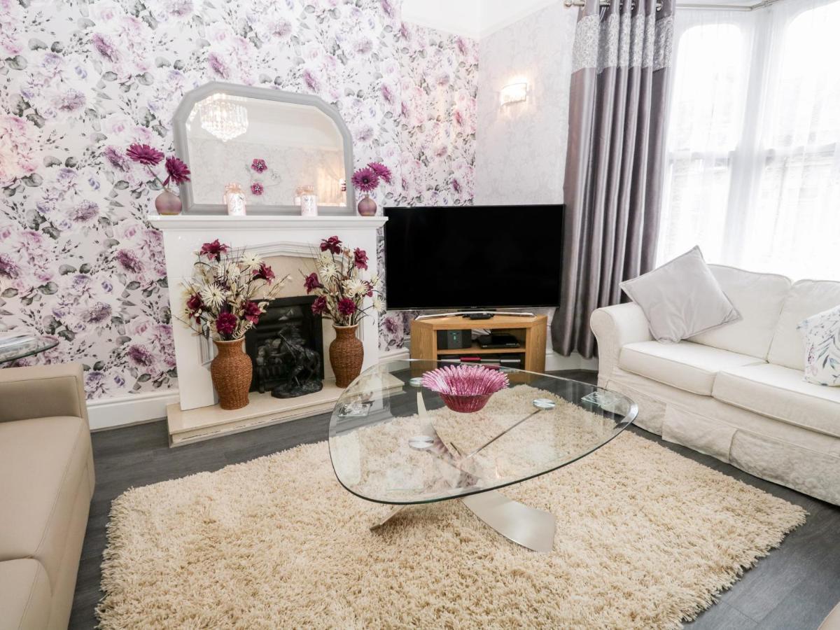 Tarn Hows Holiday home *