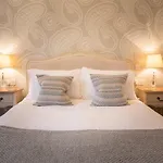 Rosemount Guest House