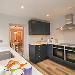 Hazelnut Cottage