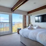 Paddock House
