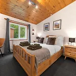Bowness 45 - 2 Bedroom Lake Windermere Lodge