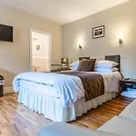 Windermere Studio Rooms - With Free Car Parking Onsite
