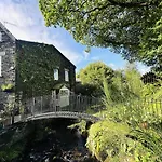 Brookside Cottage
