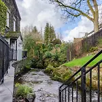 Brookside Cottage