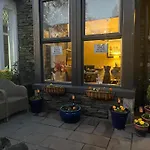 Autumn Leaves Guest House