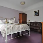 Kenilworth Guest House