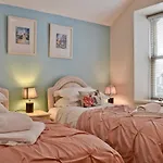 Daisy Cottage