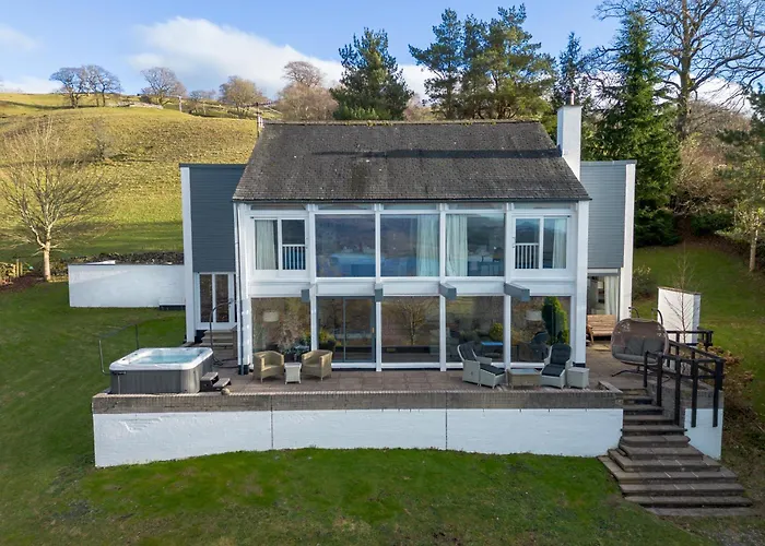 Paddock House