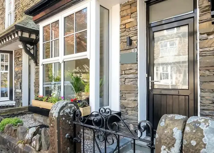 4 Beckside Cottage