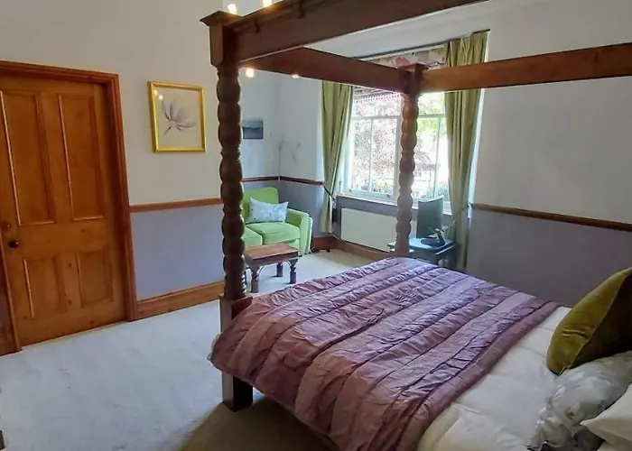 Laurel Cottage