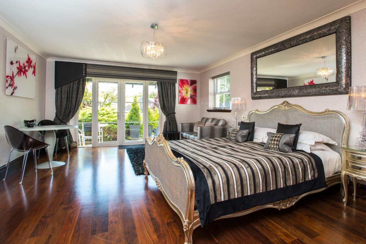Guest house Windermere Suites