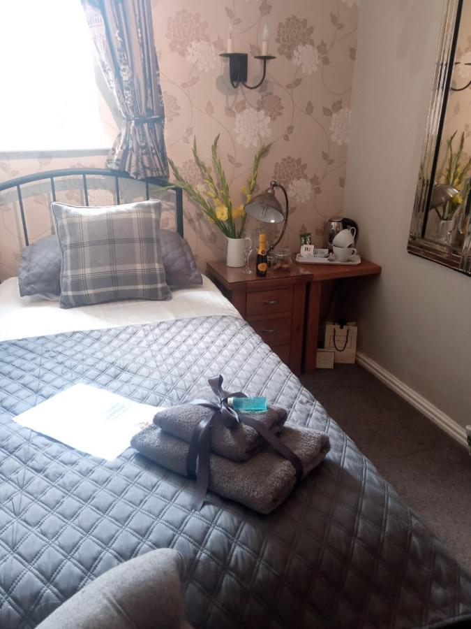 Guest house Autumn Leaves 3*