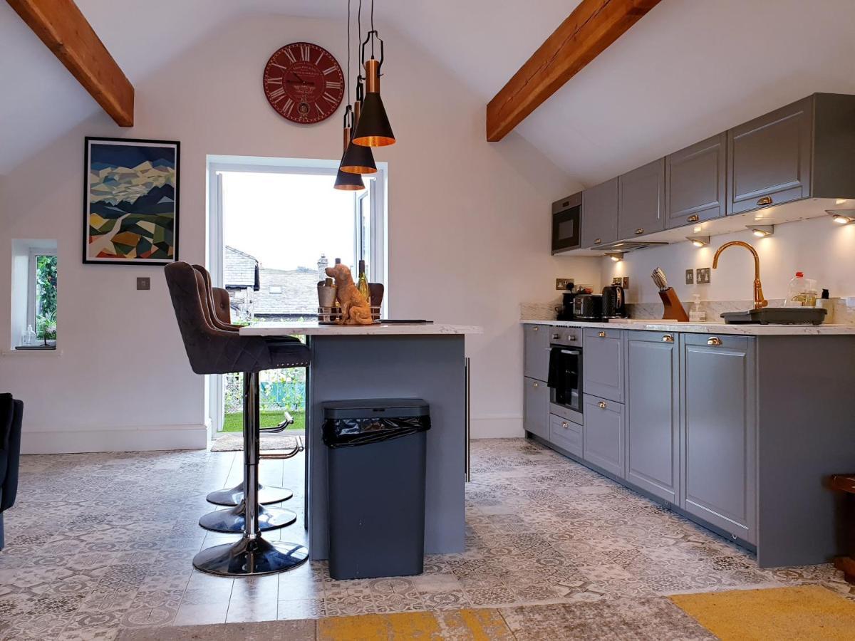 Central Luxury Two Bed Dog Friendly Windermere