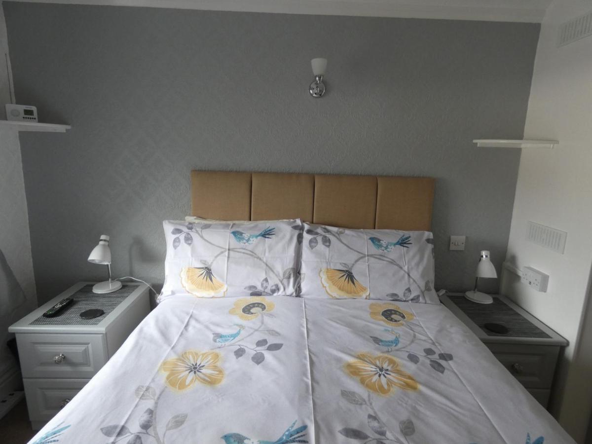 Guest house White Rose