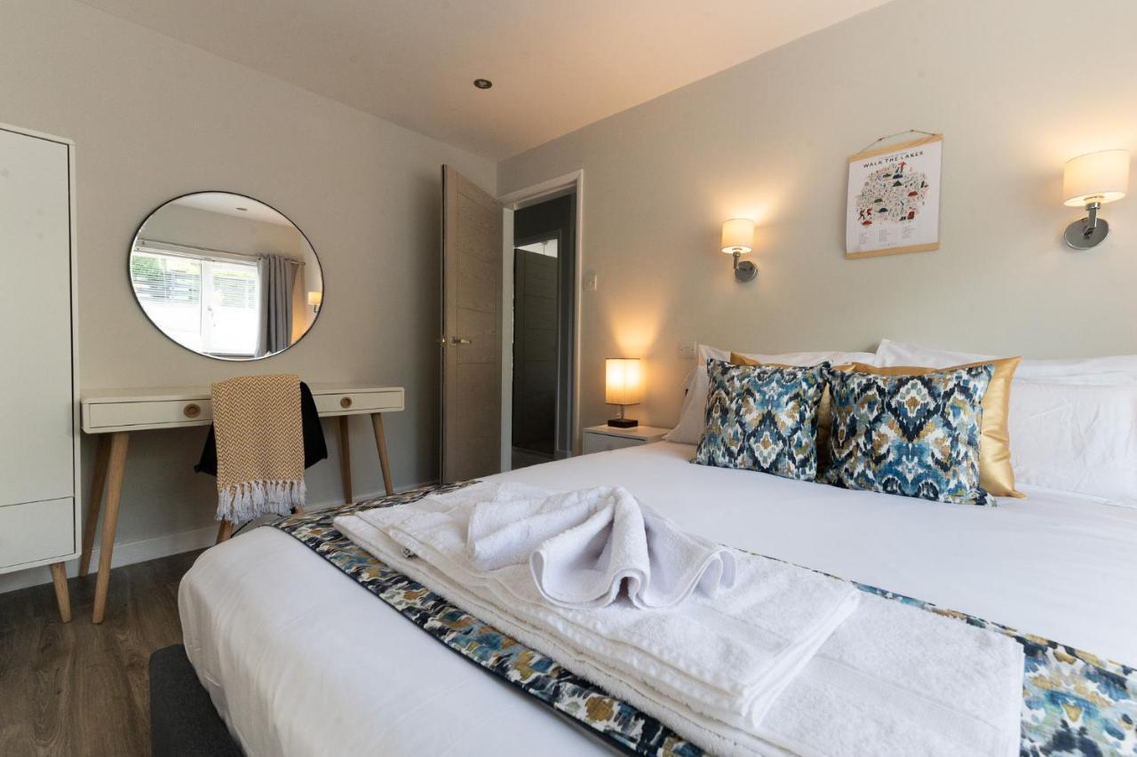 Thornbeck Manor Villa *