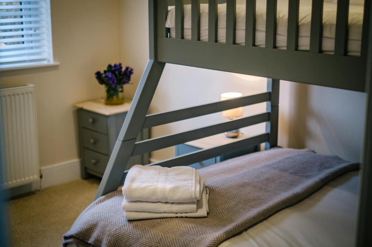 Holiday home Rockside: Luxury 2-bedroom With Hot Tub And Pet-friendly Central