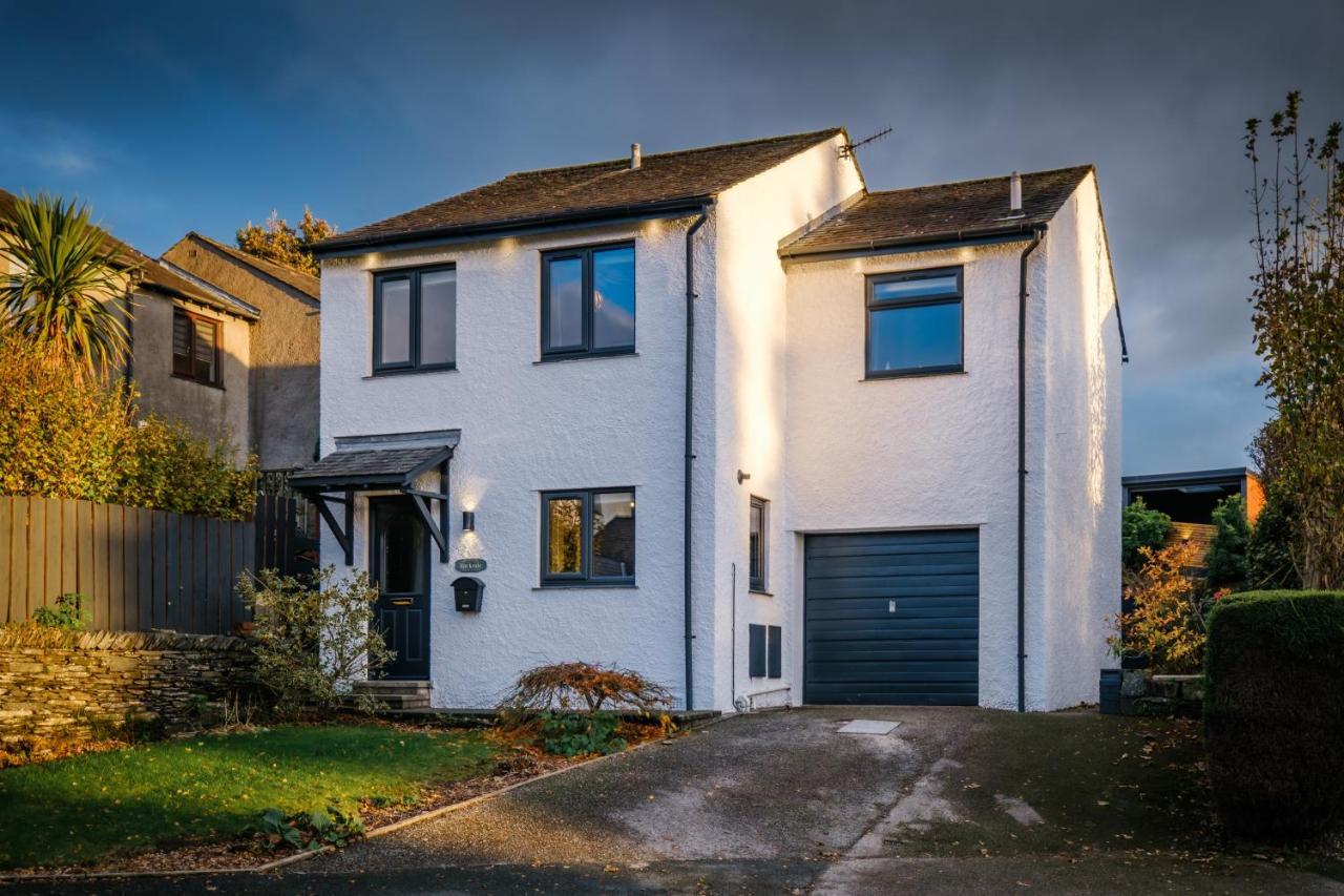 Rockside: Luxury 2-bedroom With Hot Tub And Pet-friendly Central Holiday home