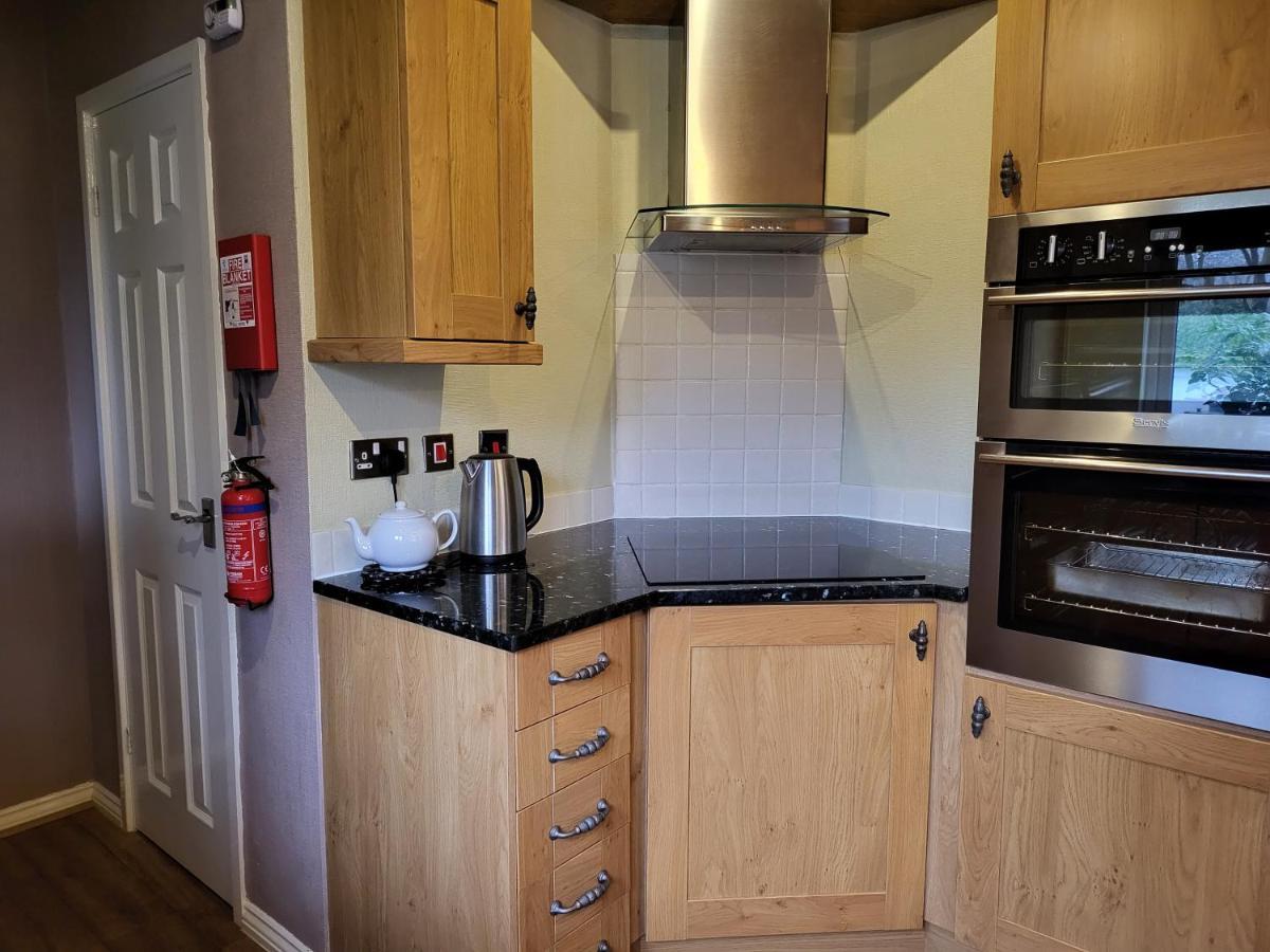 Casa de férias Cheerful 3 Bedroom At White Cross Bay Windermere