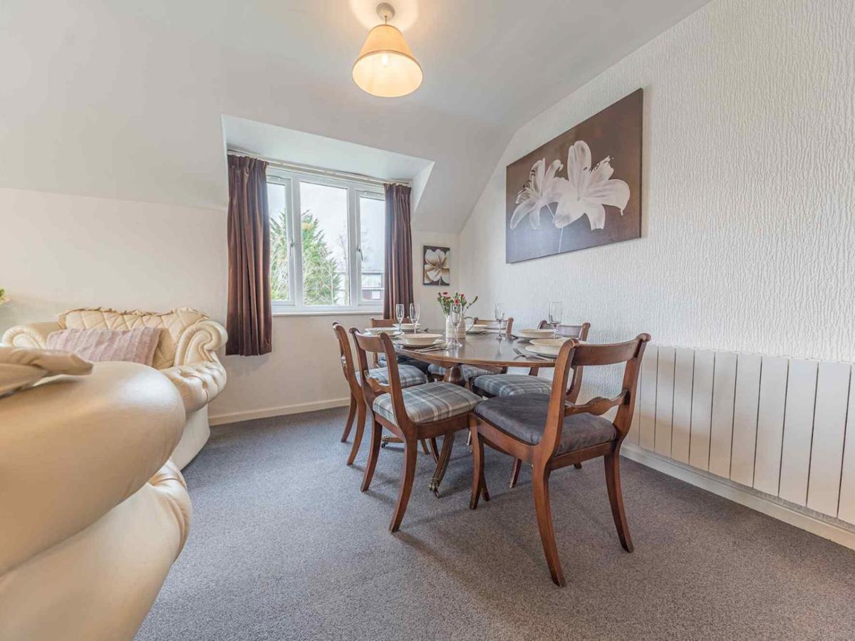 Pass The Keys Comfortable 3 Bed In Bowness With Parking Apartment