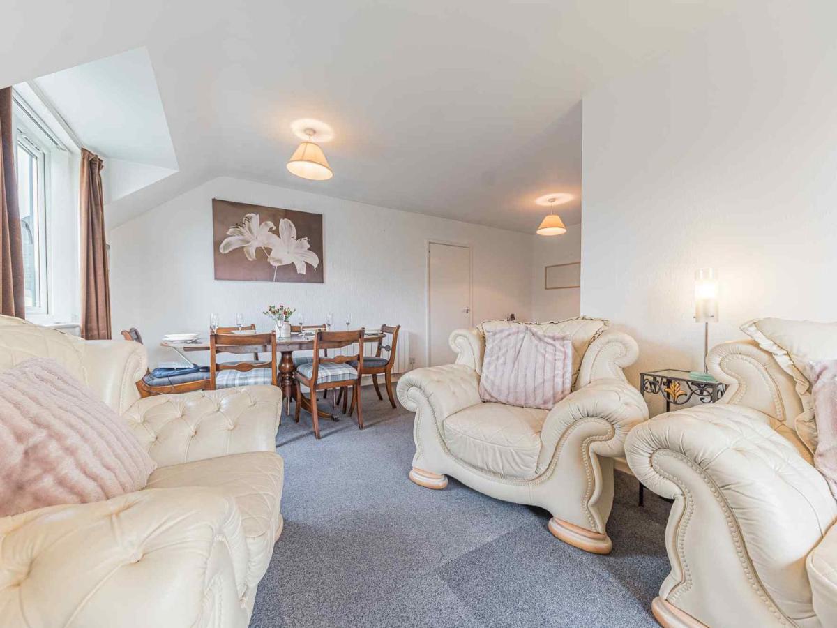 Pass The Keys Comfortable 3 Bed In Bowness With Parking Apartment *