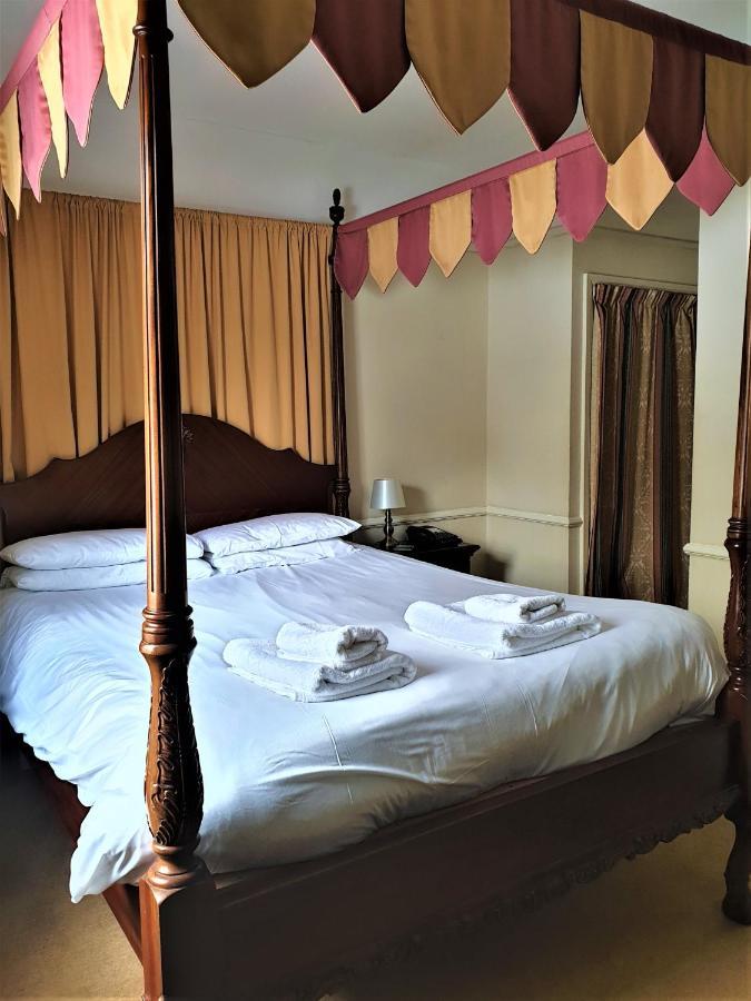 Nent Hall Country house *
