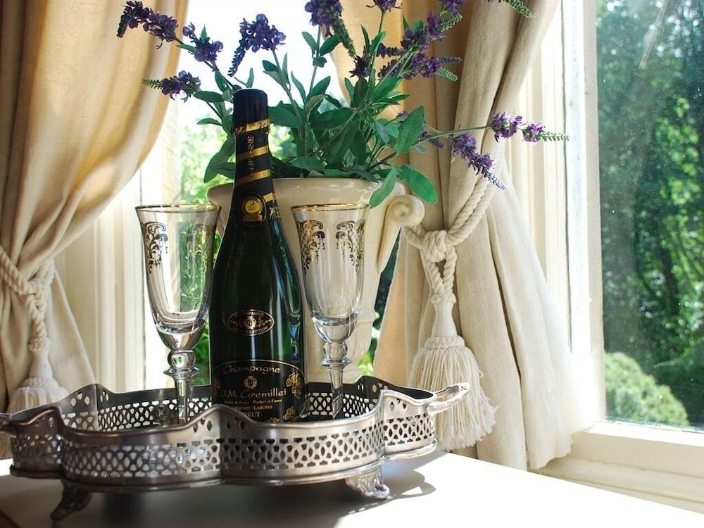 Hilton House Apartment *