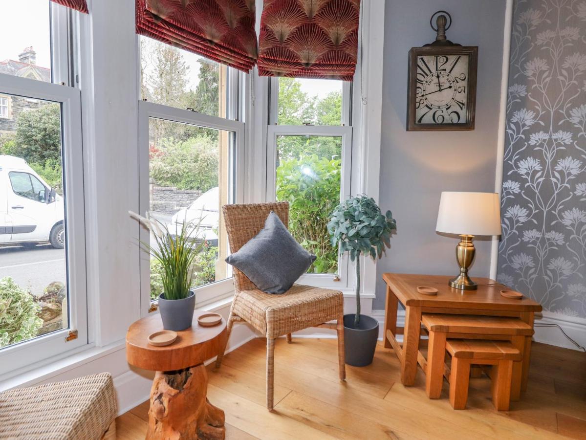 Oldfield House * Windermere