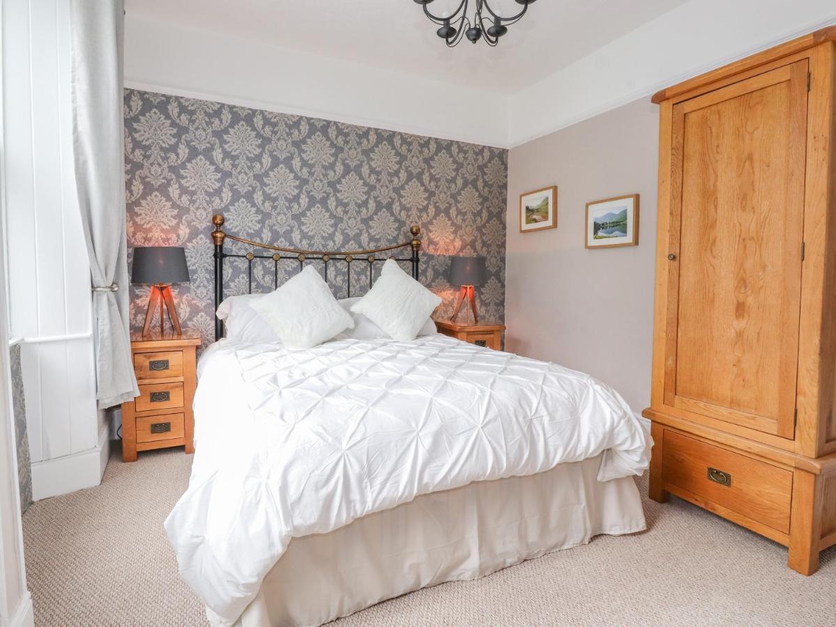 Oldfield House *