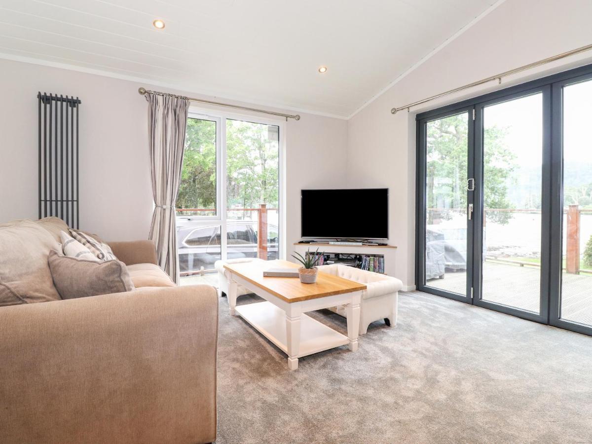 Loubi's Lakeside Holiday home Windermere