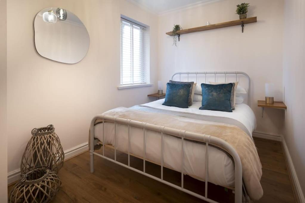 - District Escape For Two * Windermere