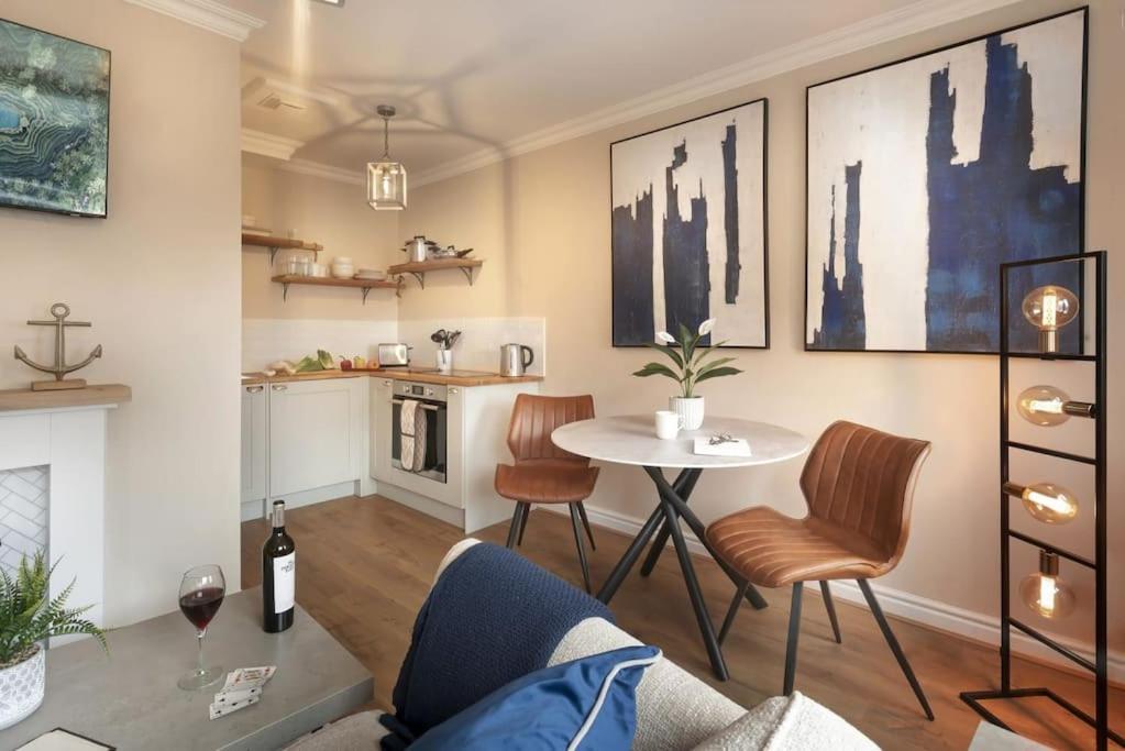 - District Escape For Two Apartment Windermere