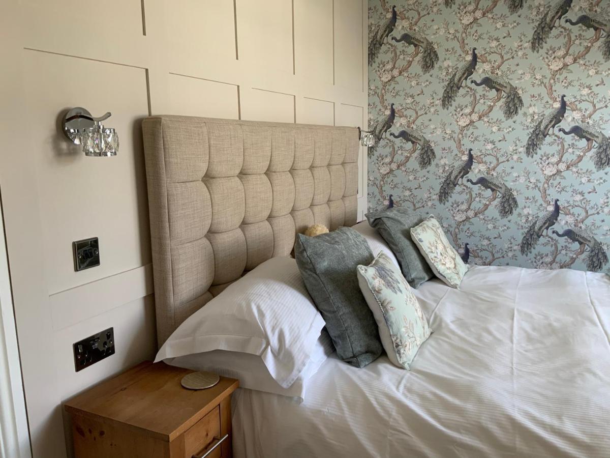Montfort Guest house 4*