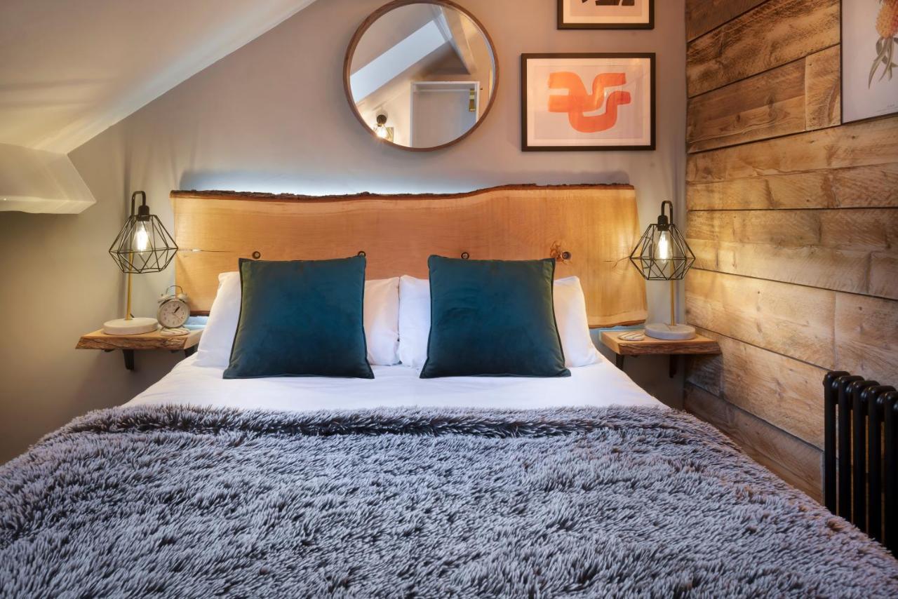 - District In Guest house