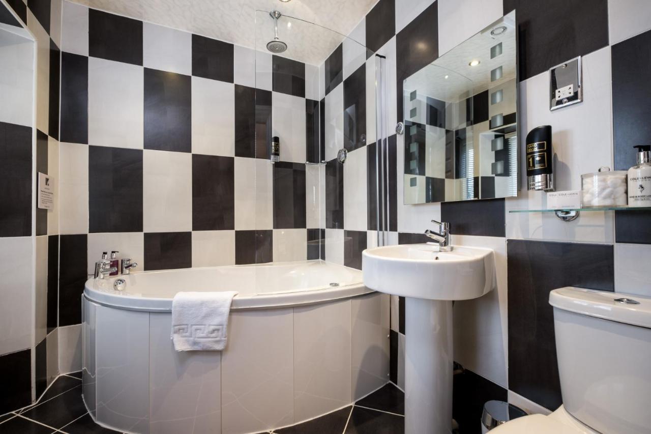The Howbeck & The Retreat Incl Off-site Health Club And Parking Ev Point Available 5*