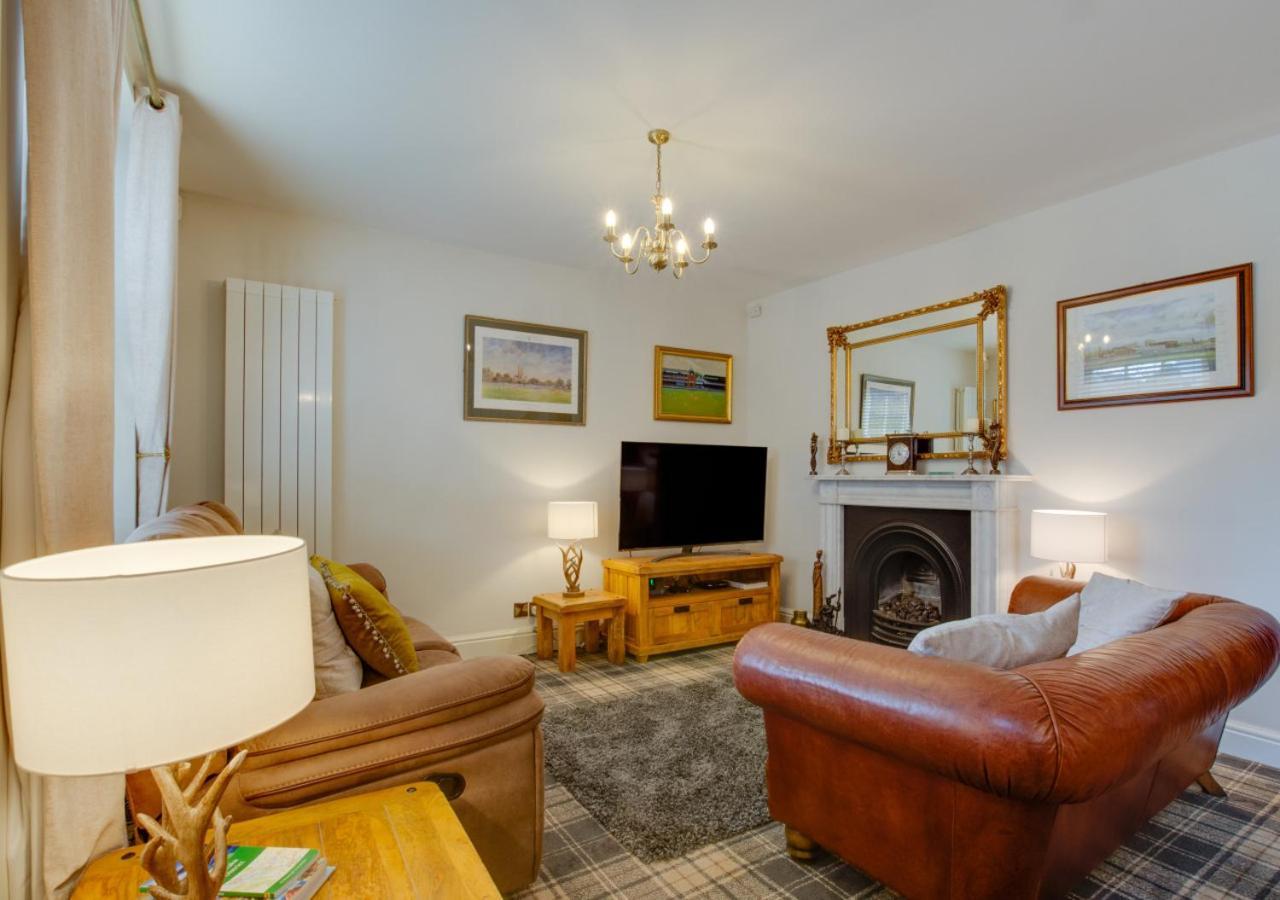 Brookside * Windermere