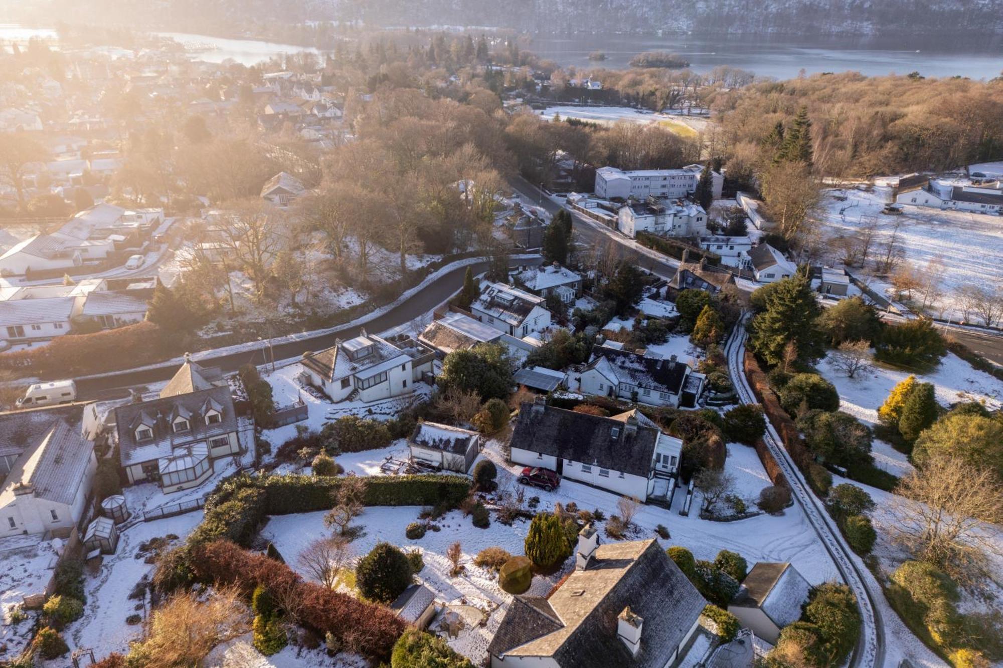 Yewbeck: Brand New, Garden Views Windermere