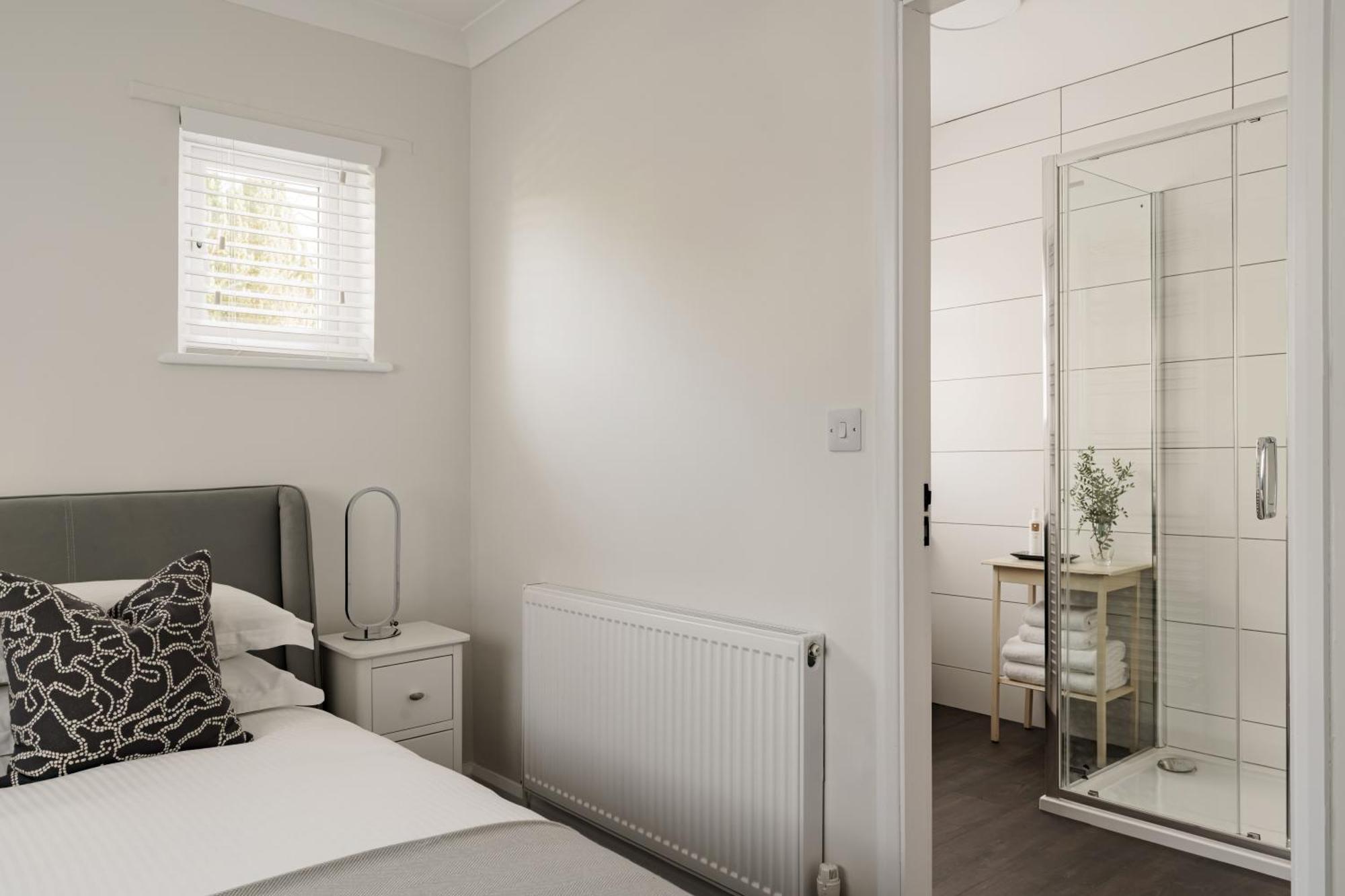 Yewbeck: Brand New, Garden Views Windermere