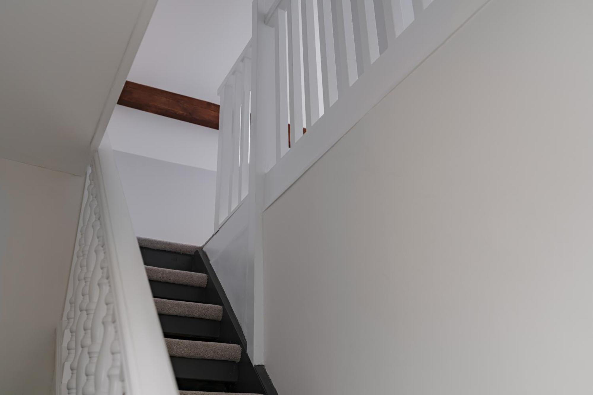 Villa Yewbeck: Brand New, Garden Views *