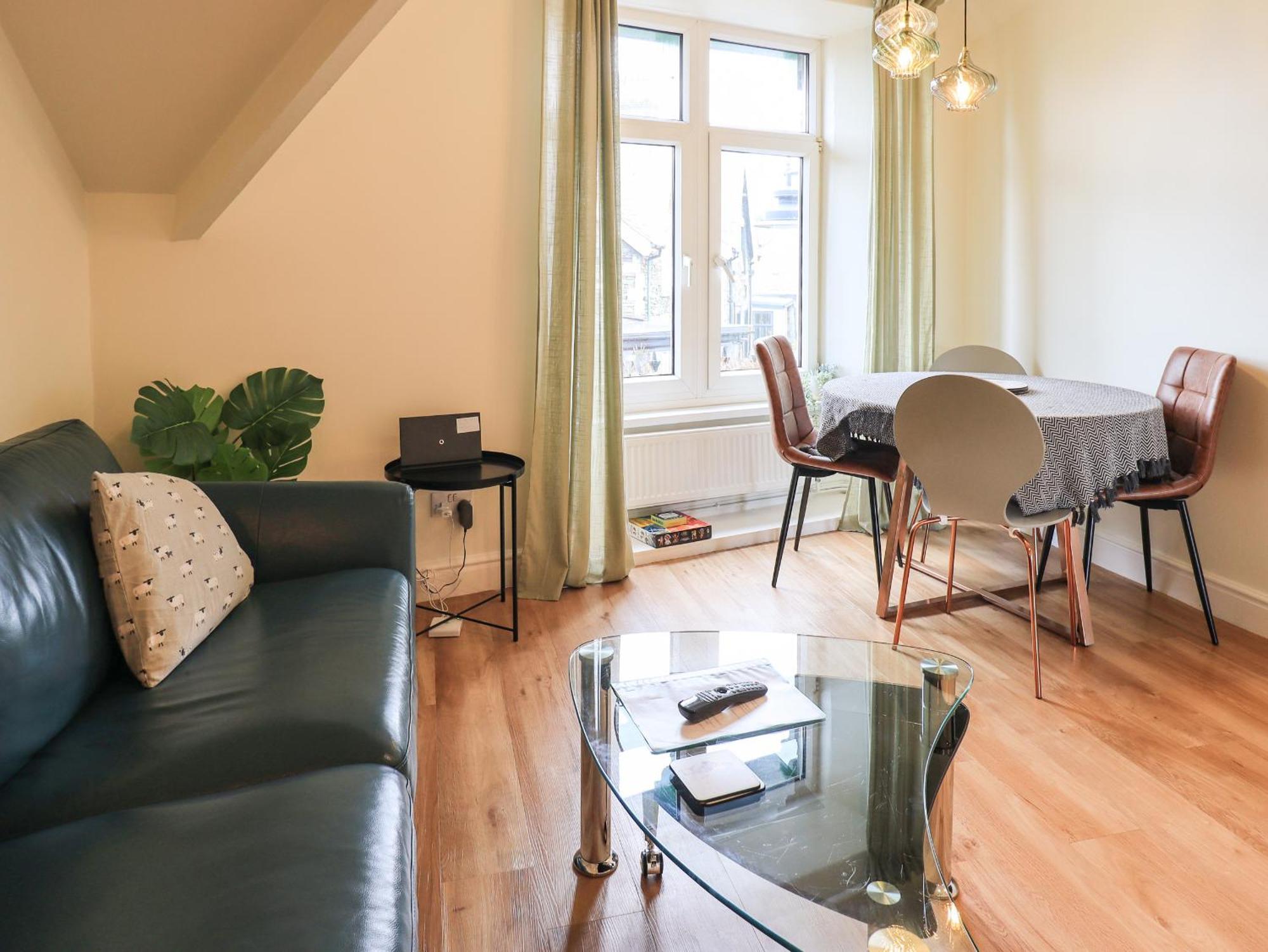 Apartment Crescent *