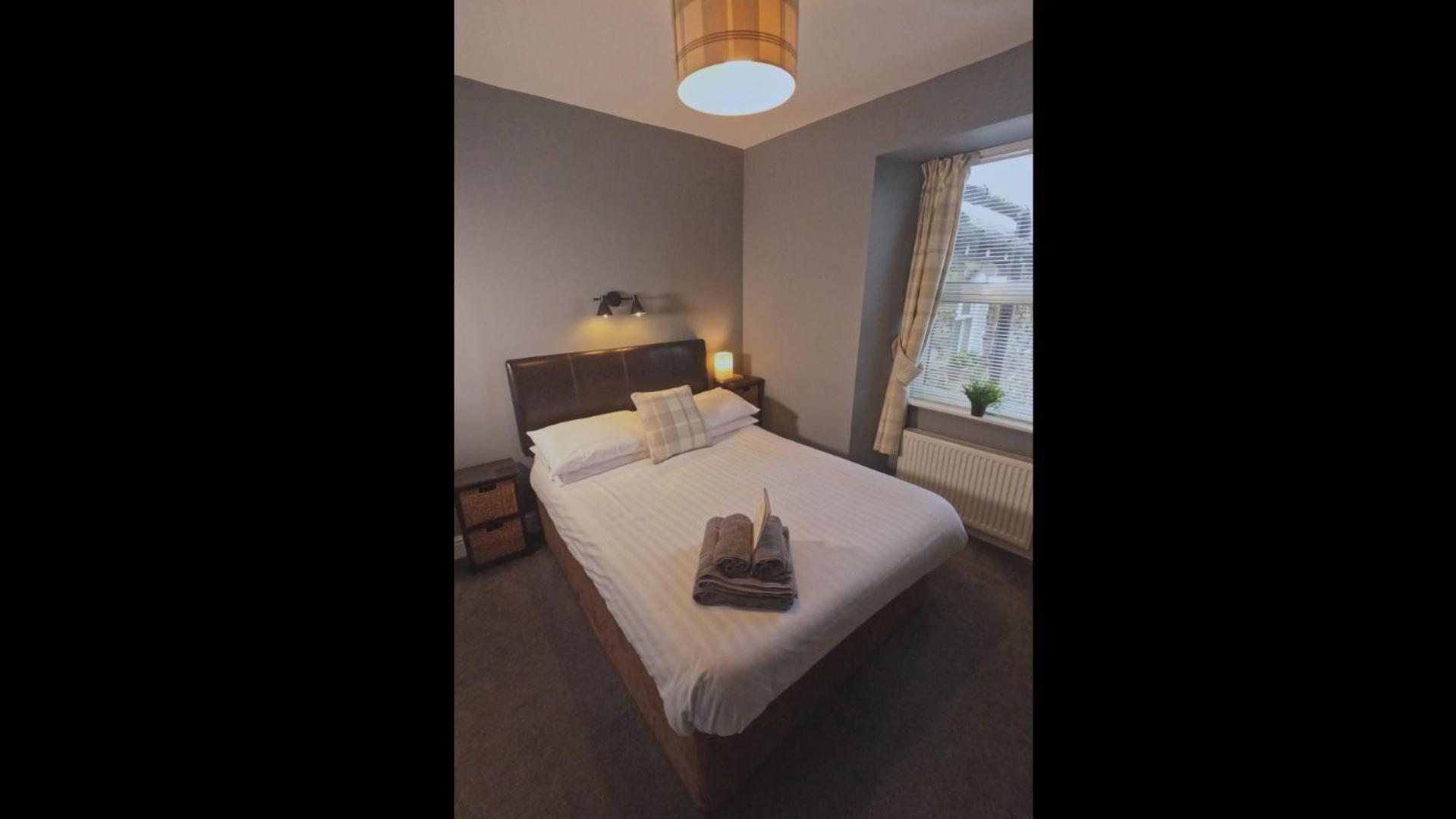Bed & Breakfast Brook House ― Free On-site Car Park