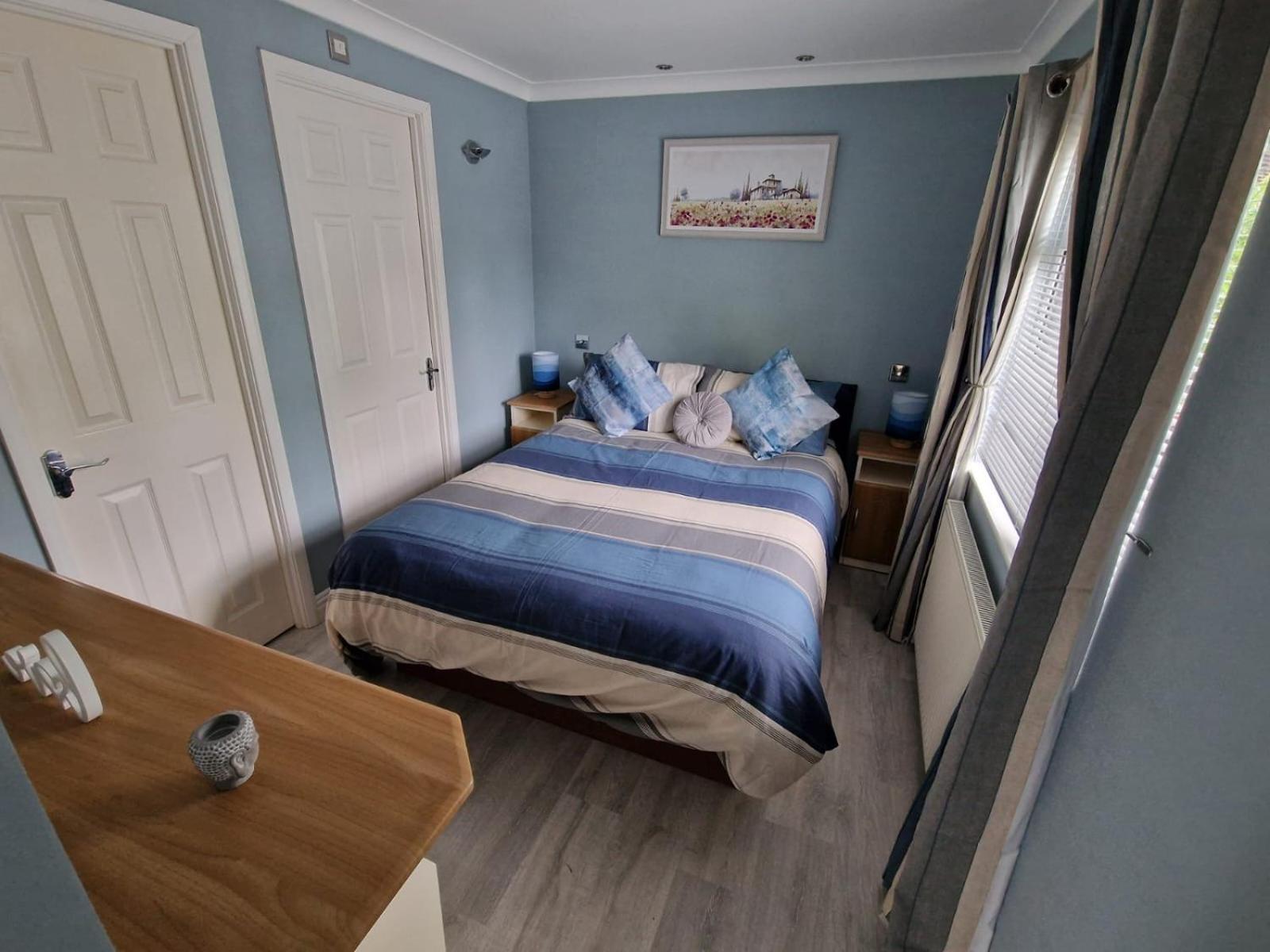 Lodge,sleeps 6