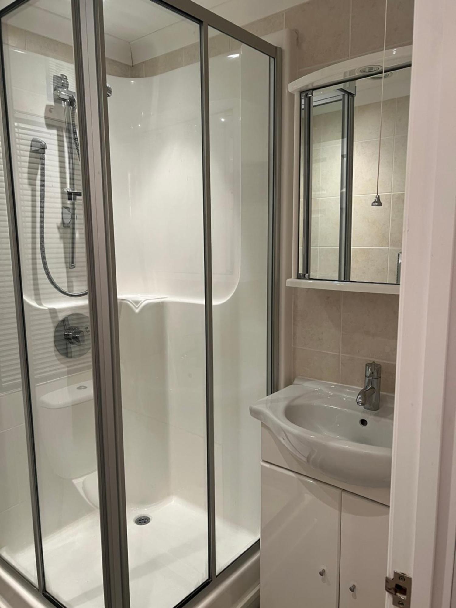 Lodge,sleeps 6 * Windermere
