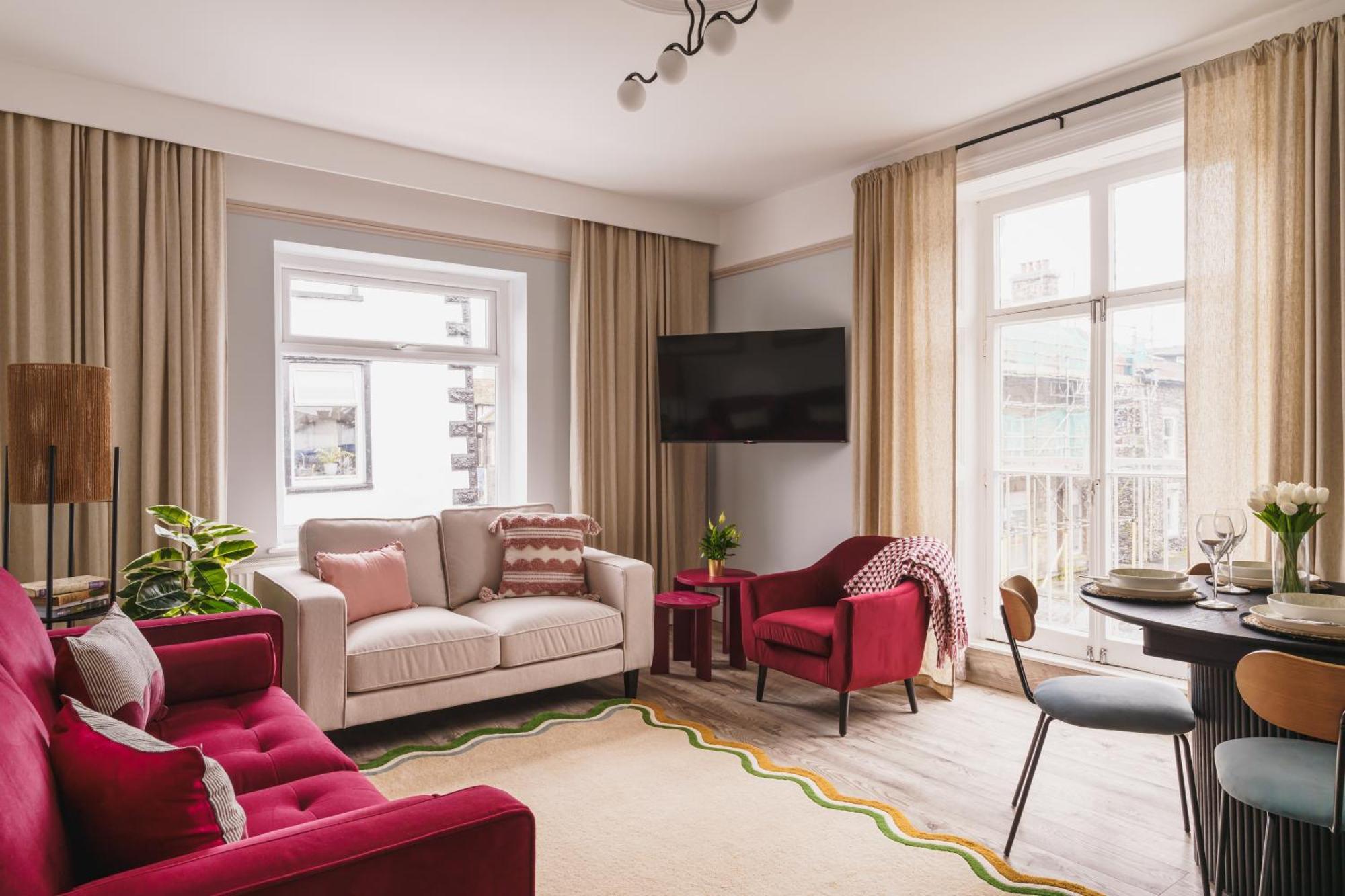 Crescent Retreat Windermere